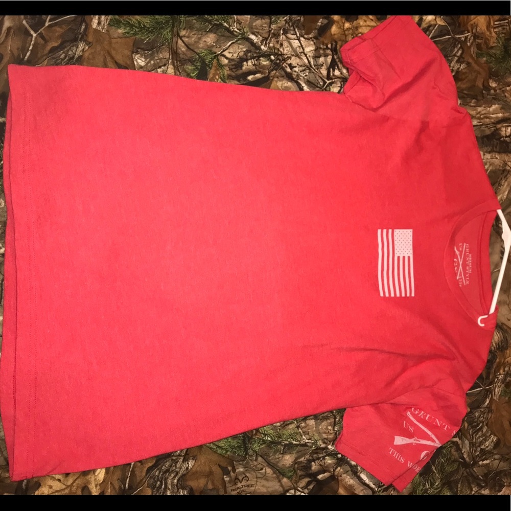 Grunt Style American flag men’s medium shirt